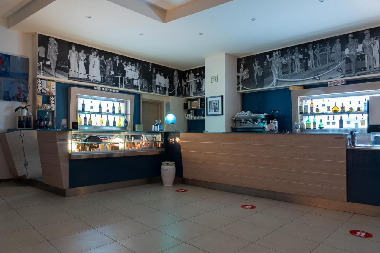 Club Azzurro Hotel & Resort Porto Cesareo Eksteriør billede