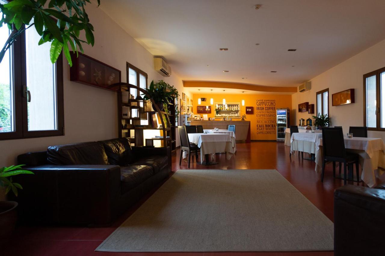 Club Azzurro Hotel & Resort Porto Cesareo Eksteriør billede